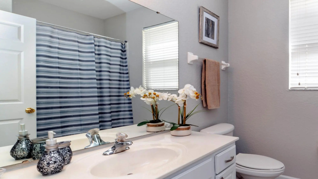 Modern 7BR Villa w Pool greenview close to Disney