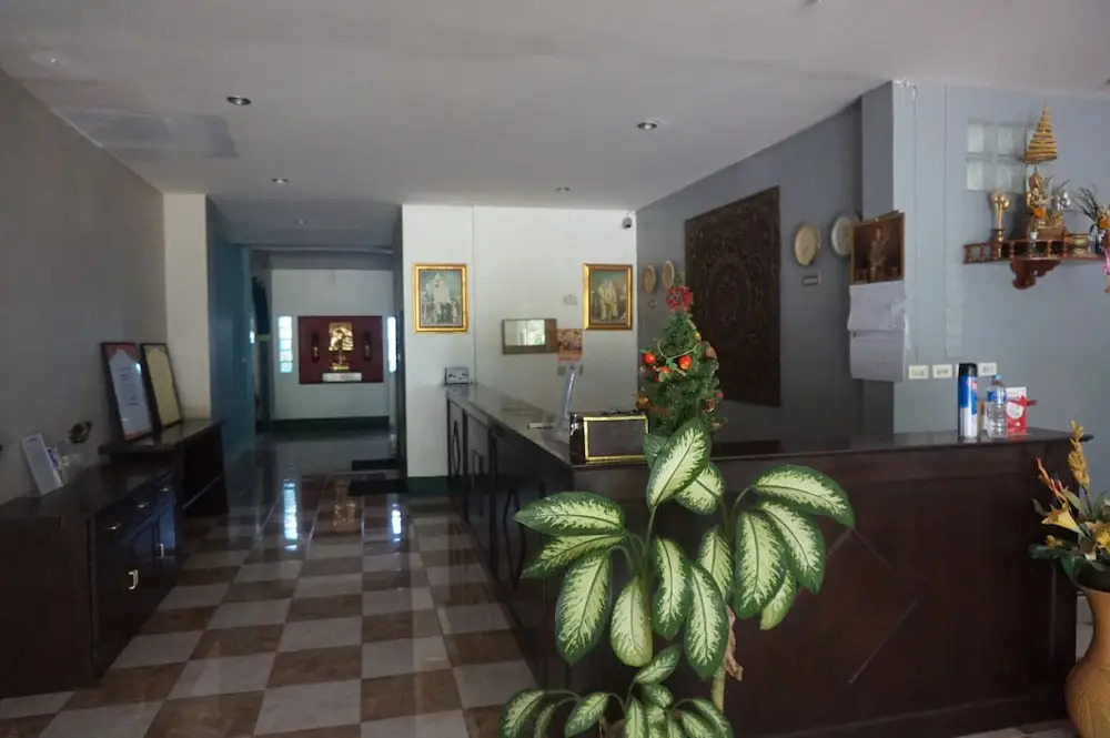 SS Emerald Suite