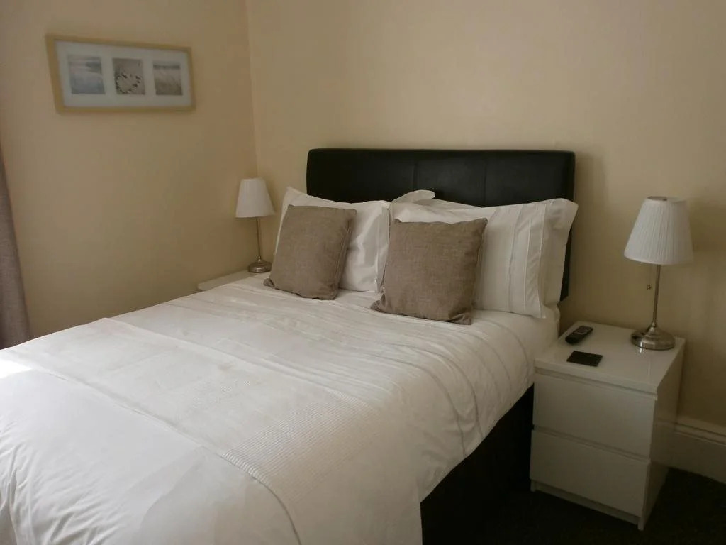 Flora Glen Guest House