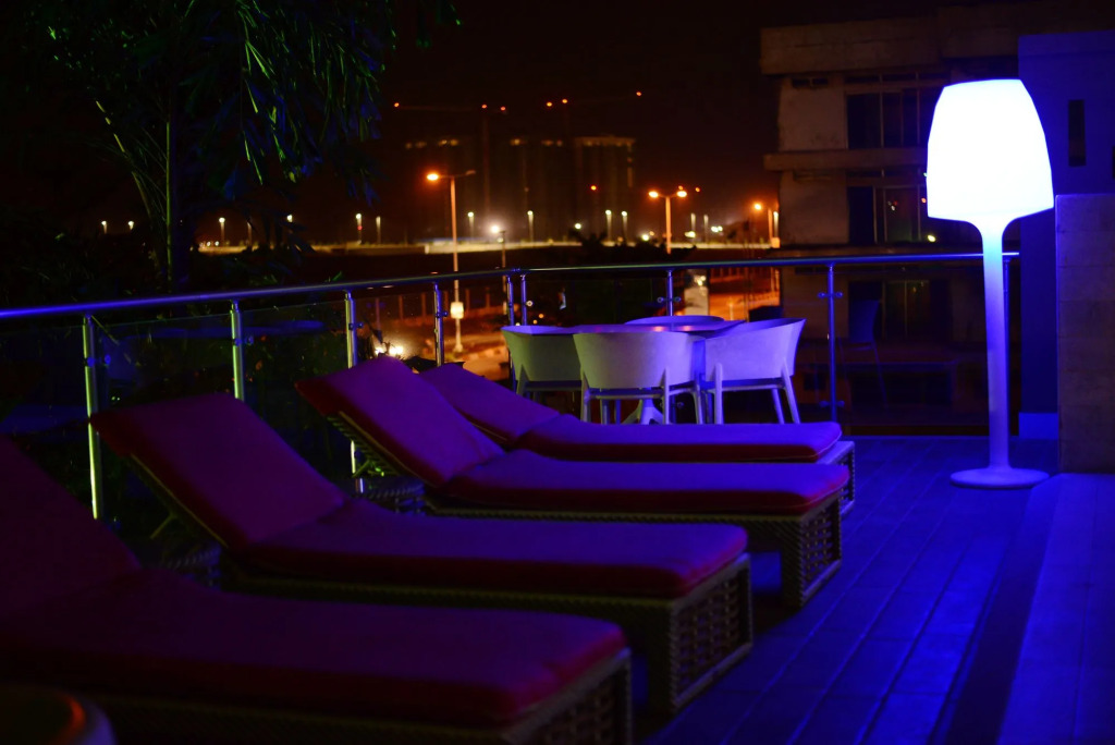 Best Western The Island Hotel