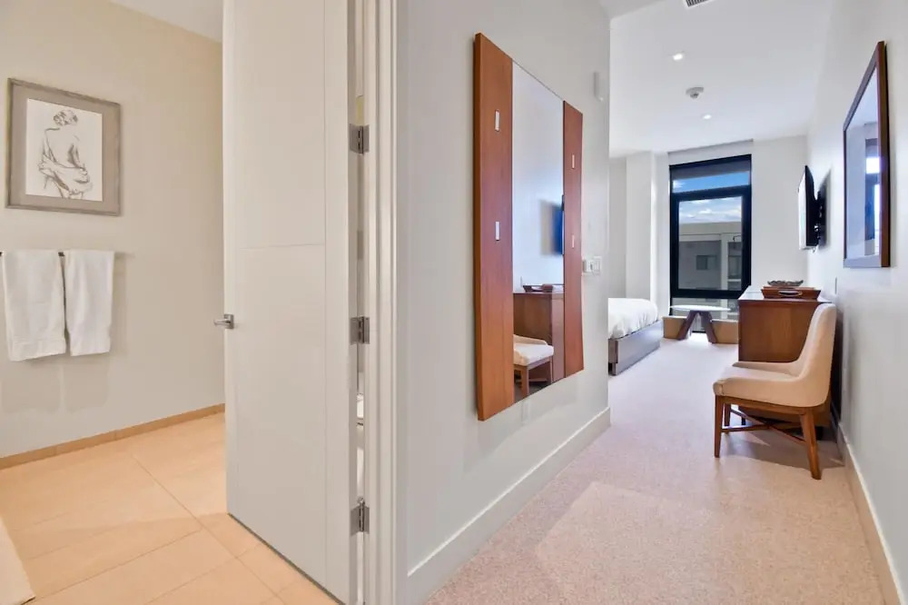 Stunning 4-bdr Penthouse With Rooftop Deck Ski-in out Access Pool hot Tubs 5-star Amenities