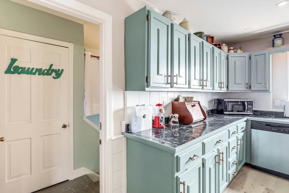 Family Beach Days: Dog-friendly Cape Cod Condo