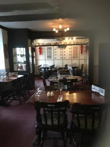 Anglebury House