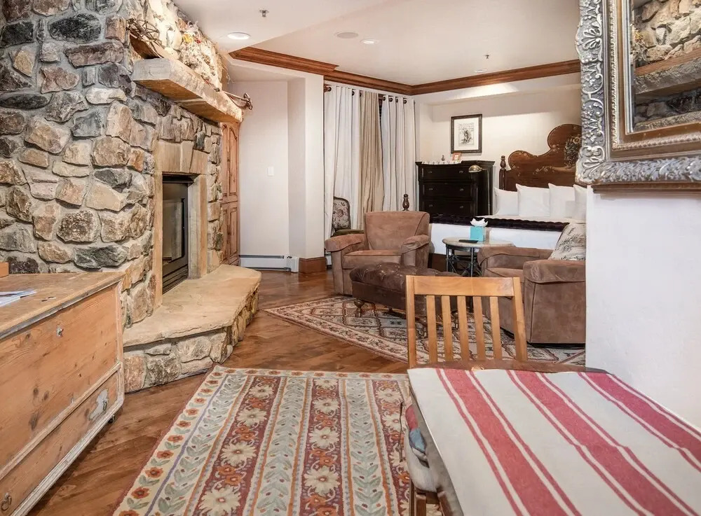Mccoy Peak Lodge #107 1 Bedroom Condo by RedAwning