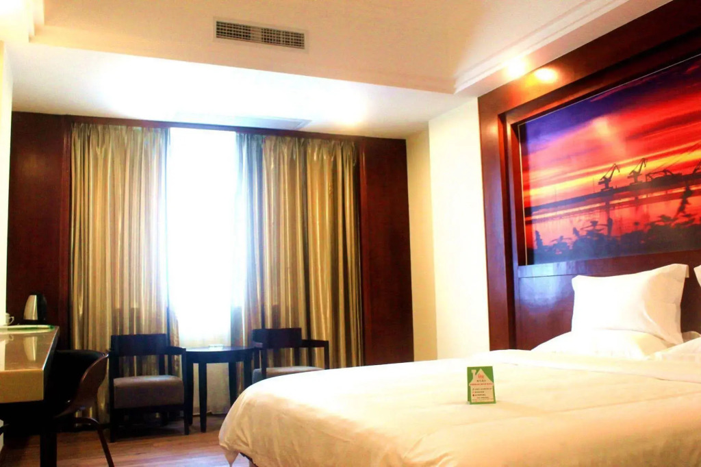 LU YUE Hotel