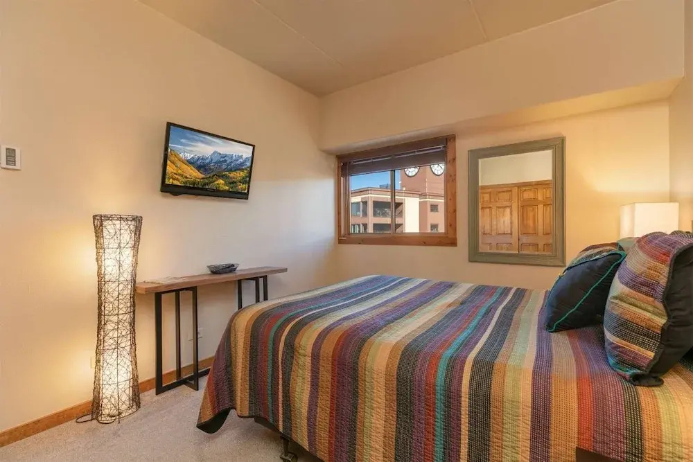 Comfortable 2-Bedroom Village At Breckenridge Condo