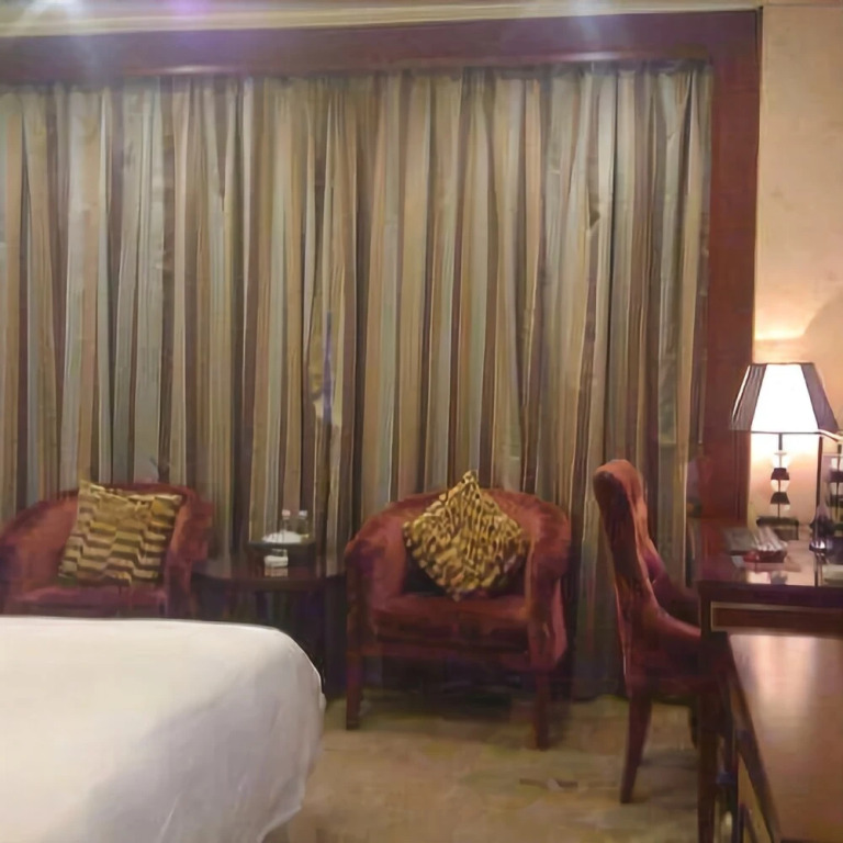 Jinou Hotel