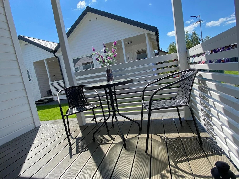 Holiday Homes Close to the Seaside Beach