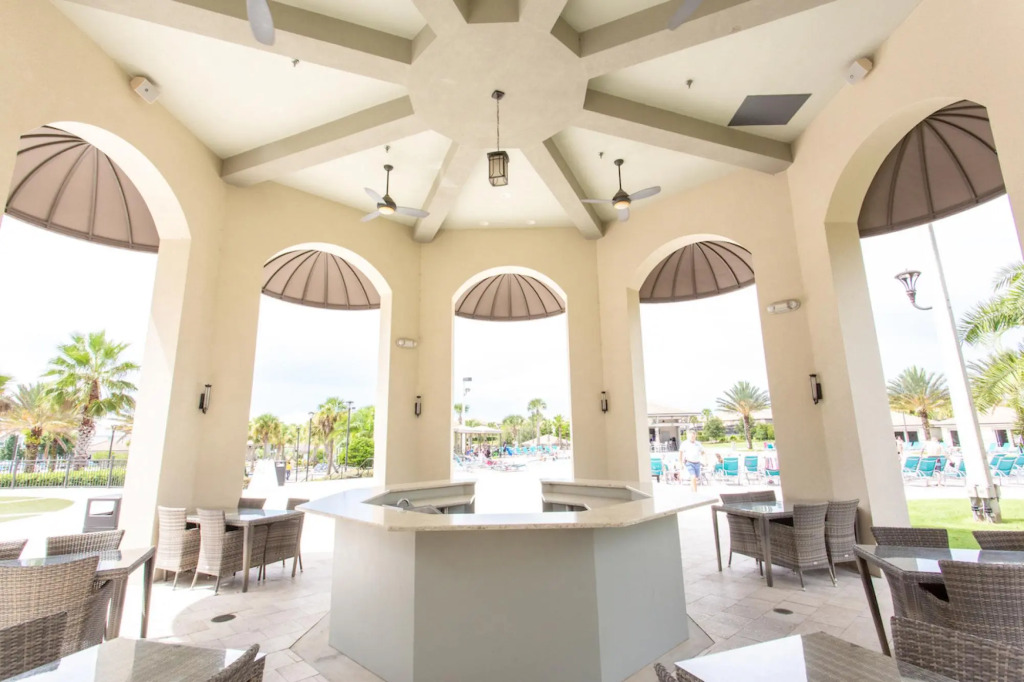 Magical Muggle Mansion Pool Spa Sleeps 23