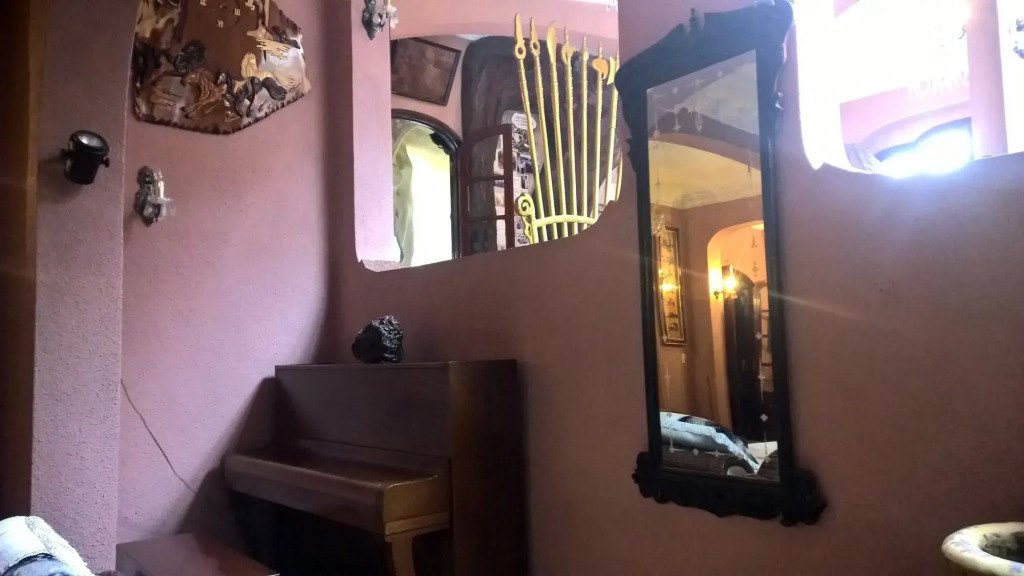 Crazy House
