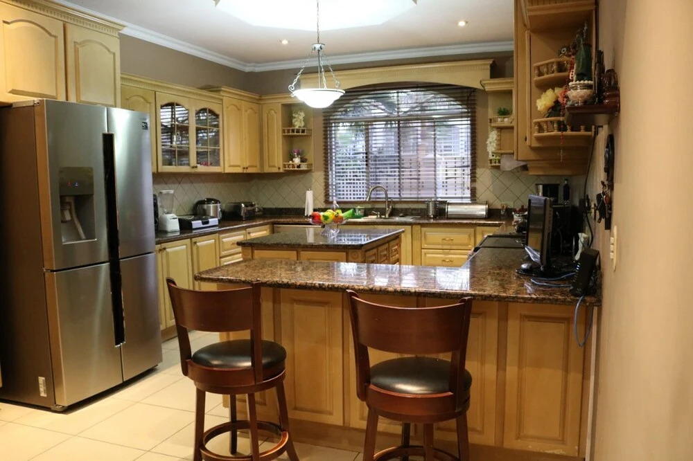 Deluxe Property in Cariari