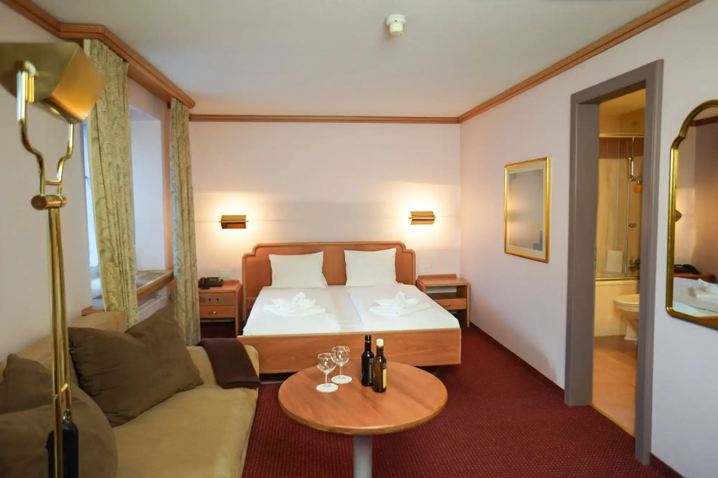 Thermal Hotels & Walliser Alpentherme Leukerbad