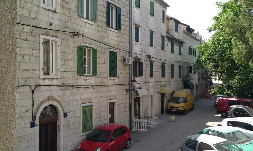 Adagio Theatre Apartment Split