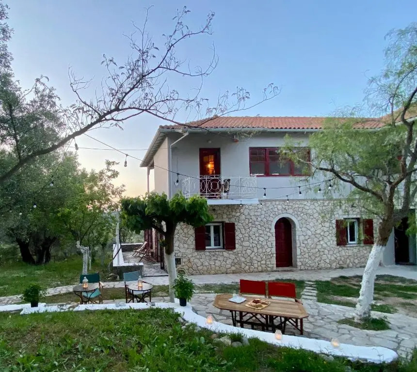 Katouna Home II Σπίτι στην Κατούνα με 4 δωμάτια & πανοραμική θέα