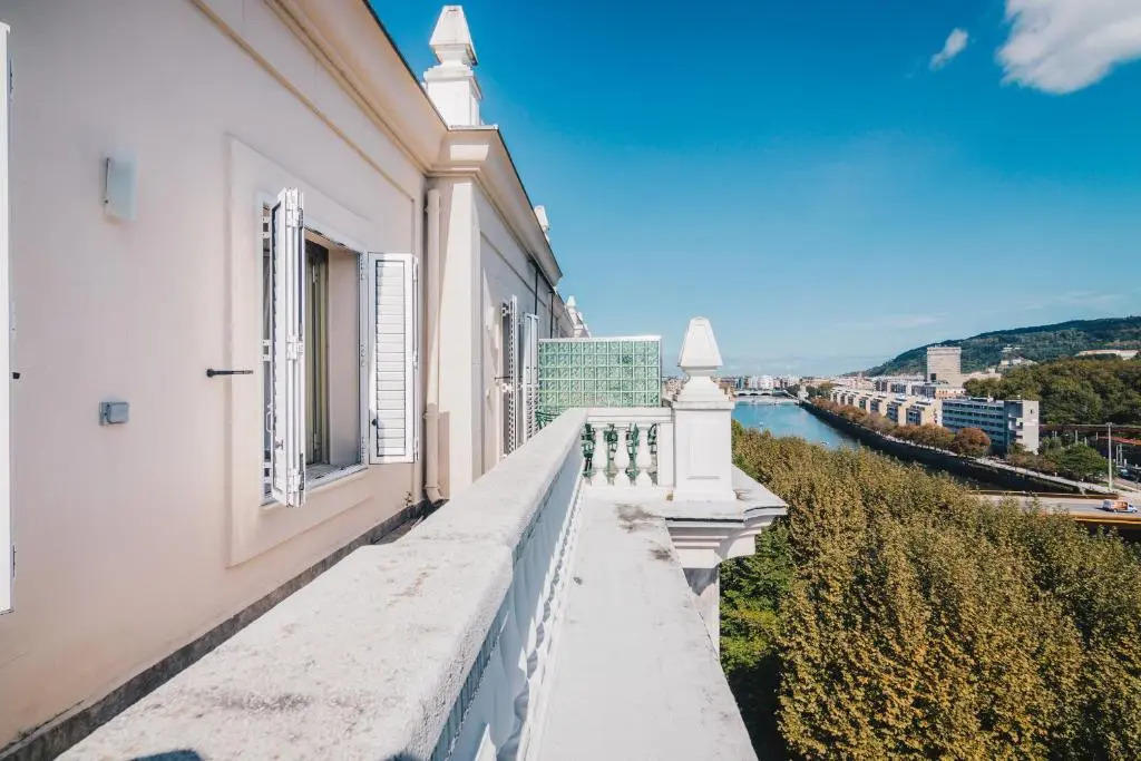 Mirador by People Rentals