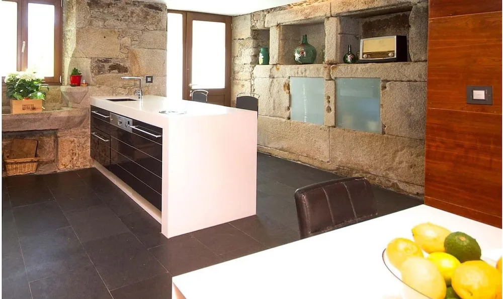House - 3 Bedrooms - 107757