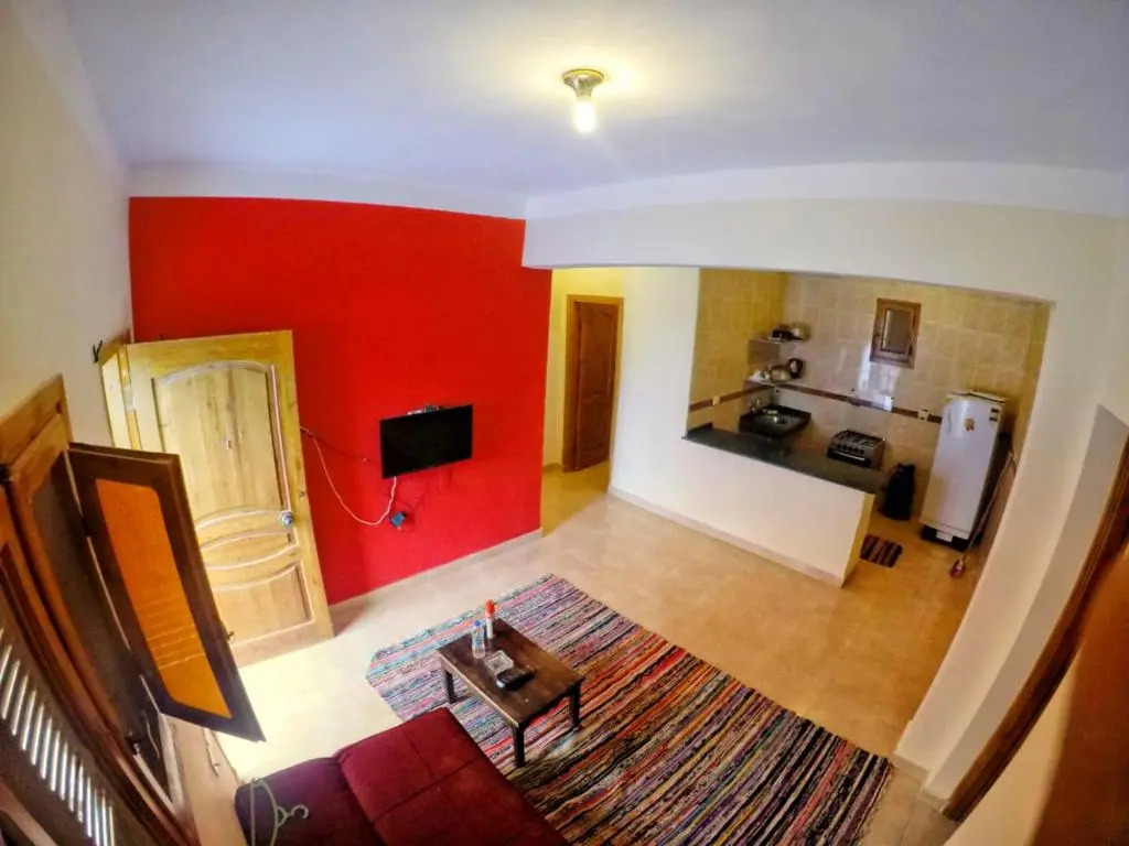 A5ena House
