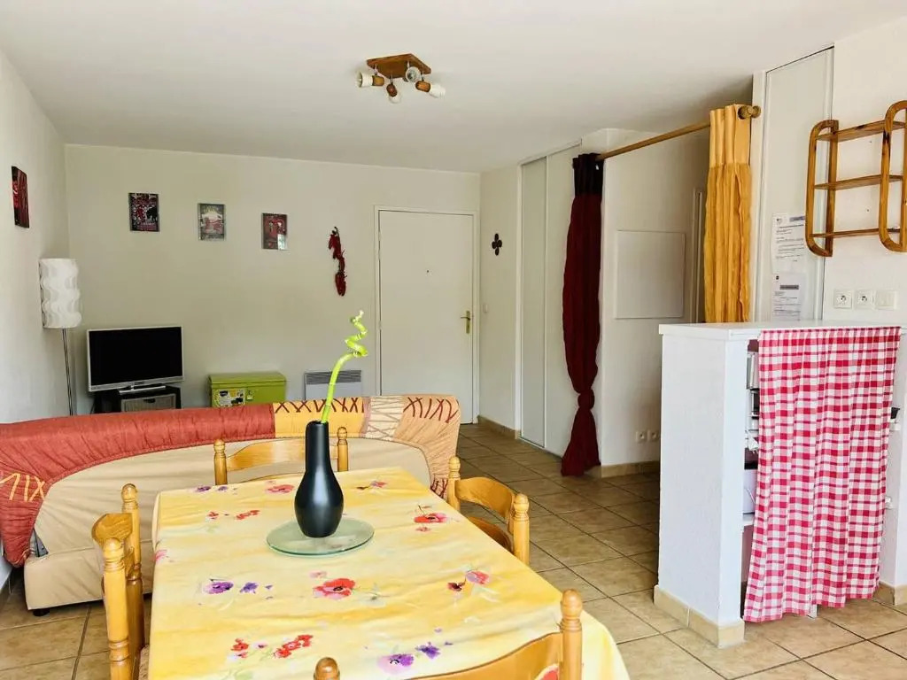 Appartement Cambo-les-Bains, 2 pièces, 2 personnes - FR-1-495-36