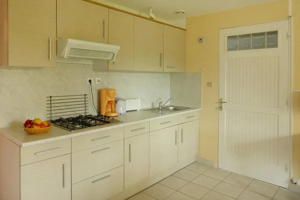 Nice Holiday Home Near the Beach, Hillion