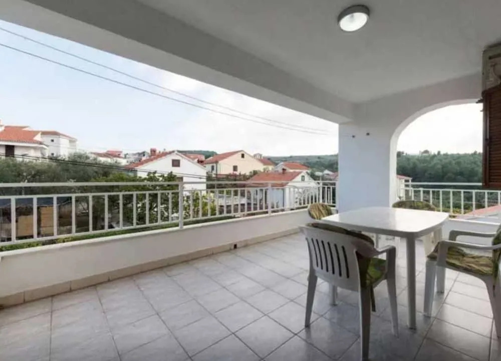 Villa Supetar Garden - Two Bedroom Apartment with Terrace
