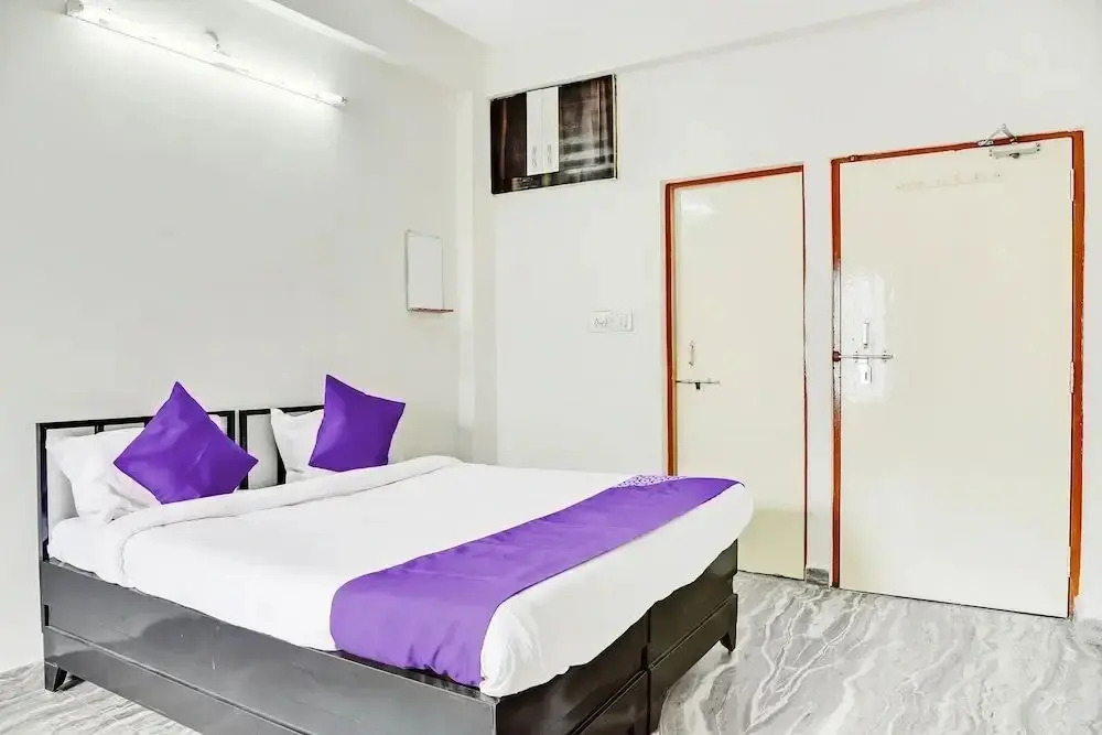 Hotel Nitesh by OYO Rooms