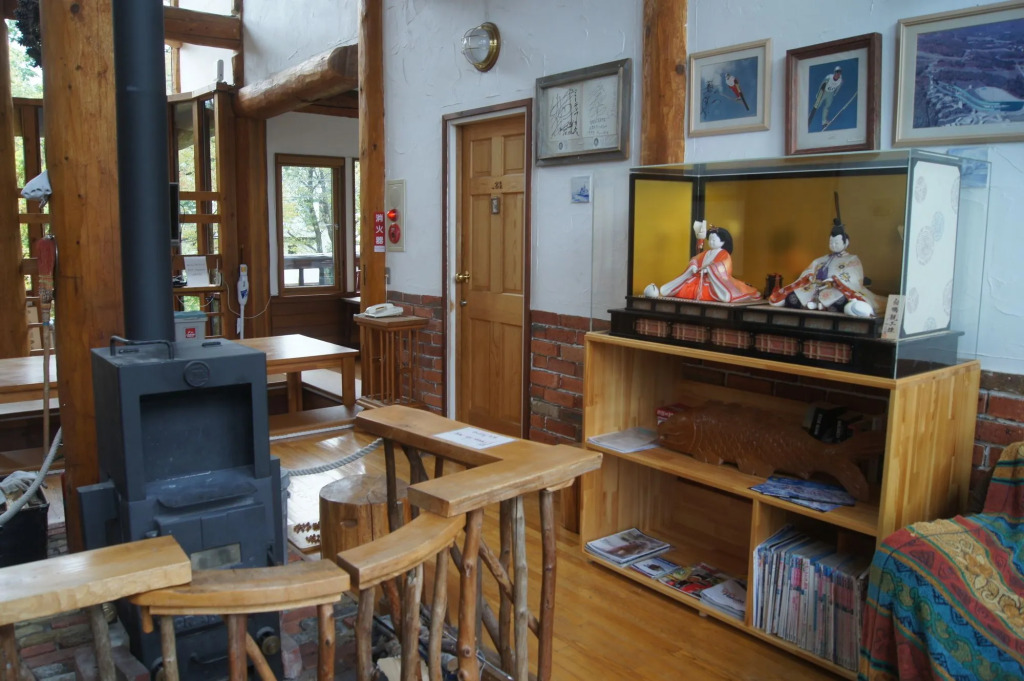 Hakuba Pension & Log Hotel Meteor