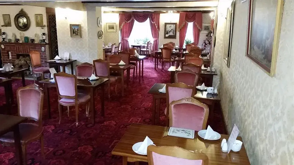 Victoria Hotel