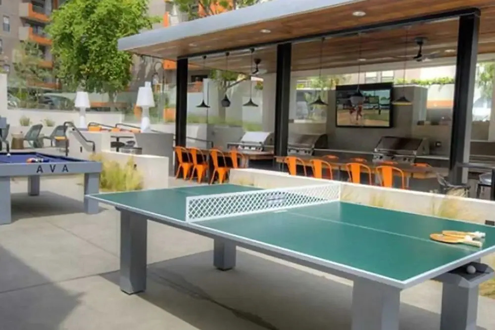 Studio City Universal Apartments