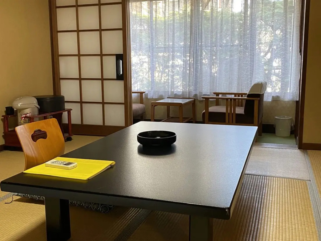 Suzume No Oyado Isobekan