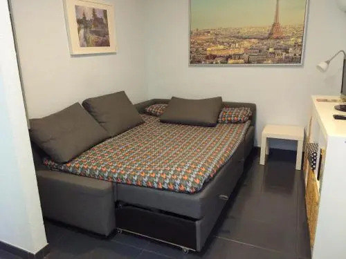 Apartamento Cantabrico junto a la playa y al Hospital Puerta del Mar