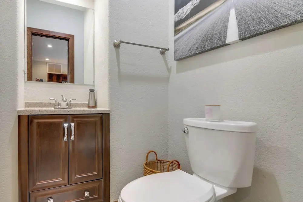 4 Mi to Hot Springs! Modern Mtn Home in Pagosa