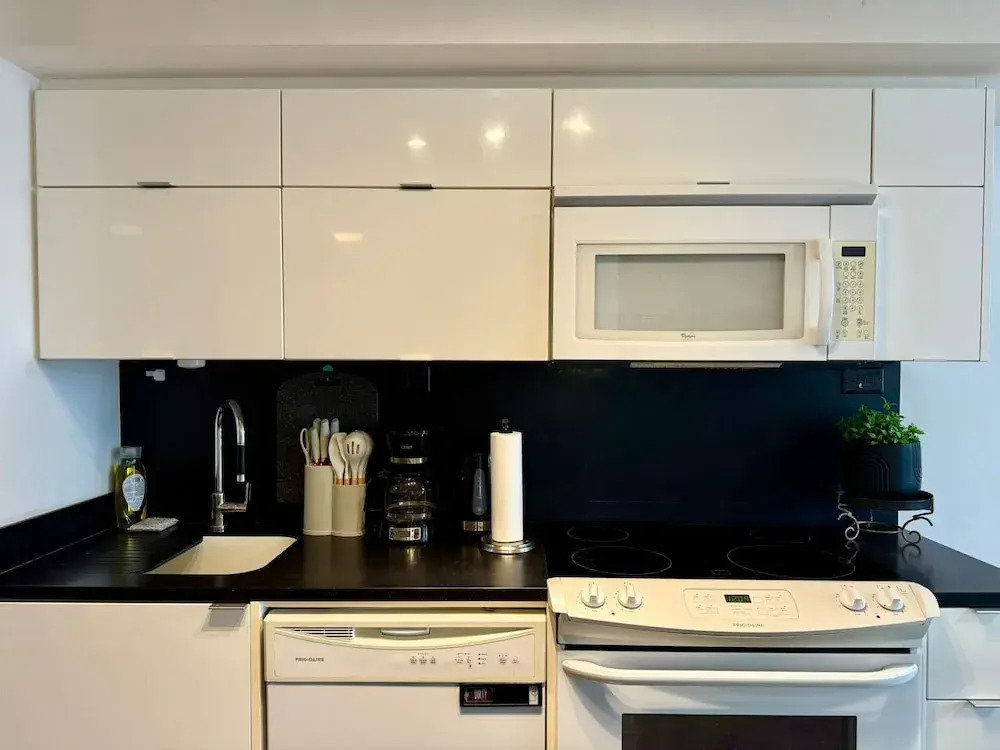 Prime Downtown Residence