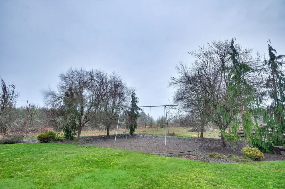 Spacious Oregon Home w/ Fire Pit & Grill!