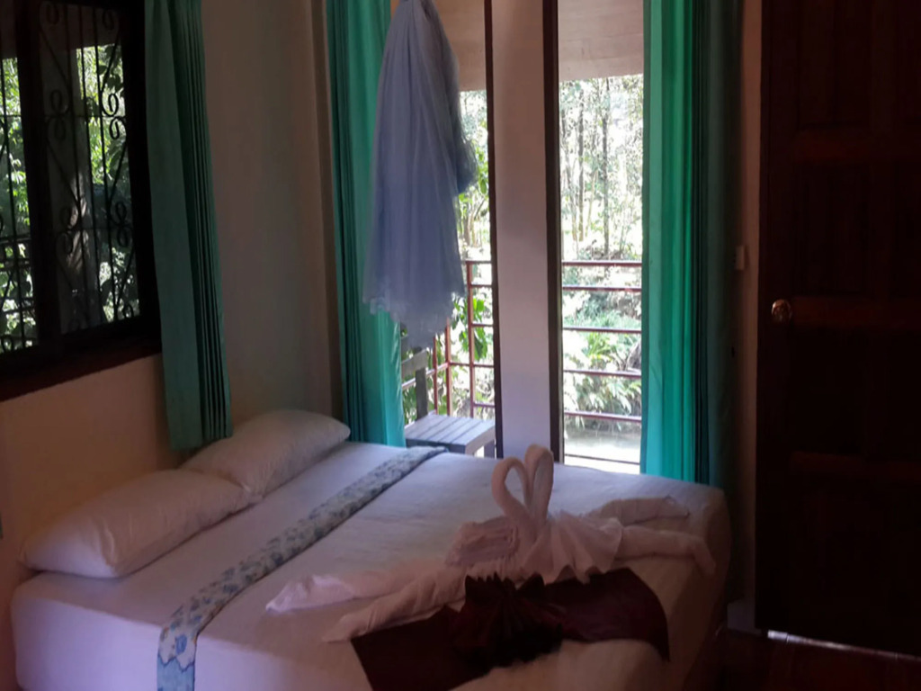 Khaosok jungle hostel Branch 1