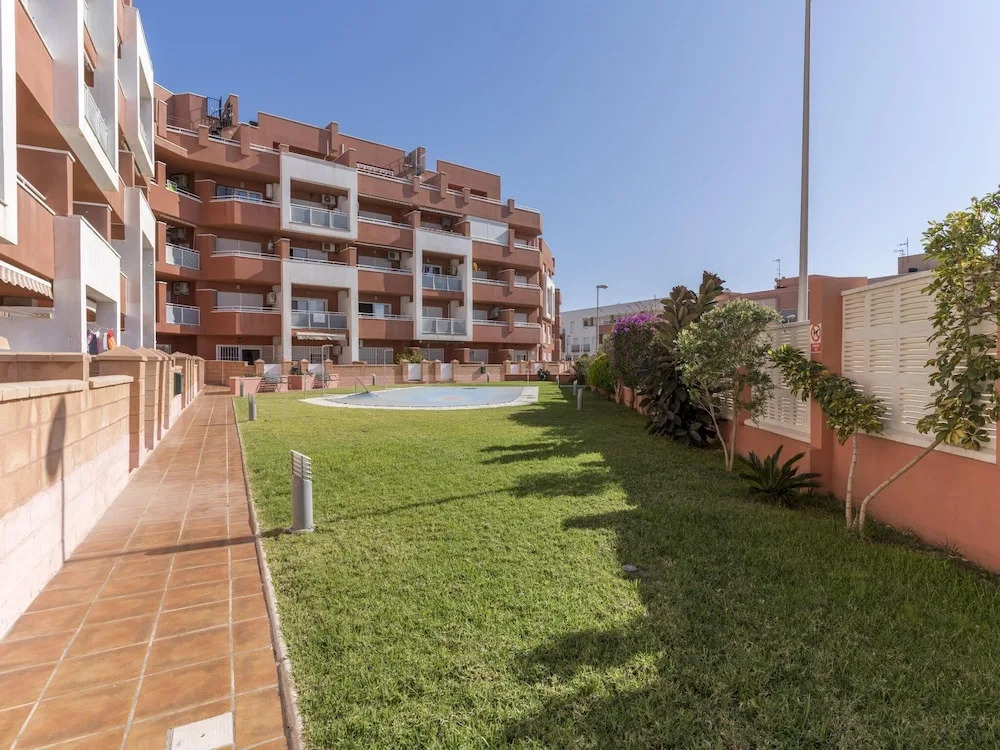 Lovely Holiday Home in Almeria near Sea Beach