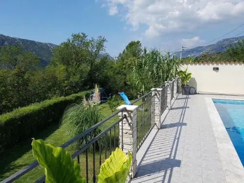 Villa In Verde