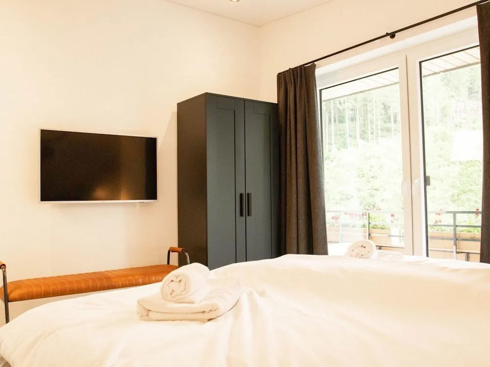 Modern Flat on the ski Slope in Niedersfeld