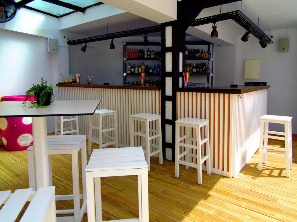 Chinitas Urban Rooms