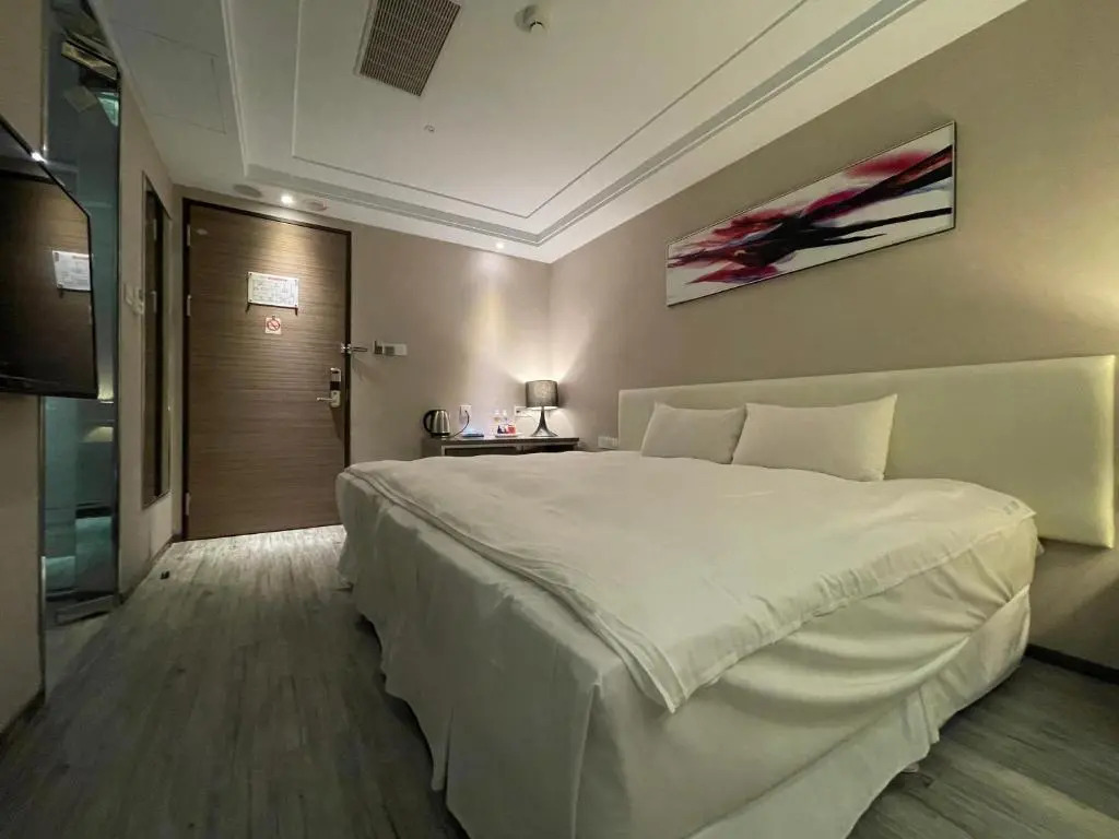 Royal Fine Hotel