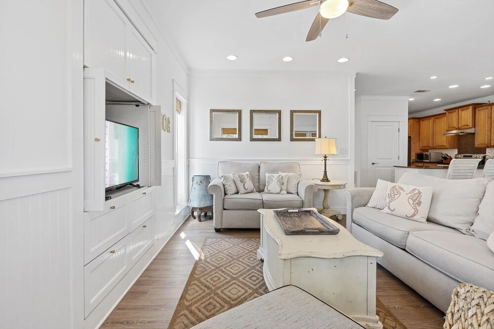 Seas The Day 4 Bedroom Home by RedAwning