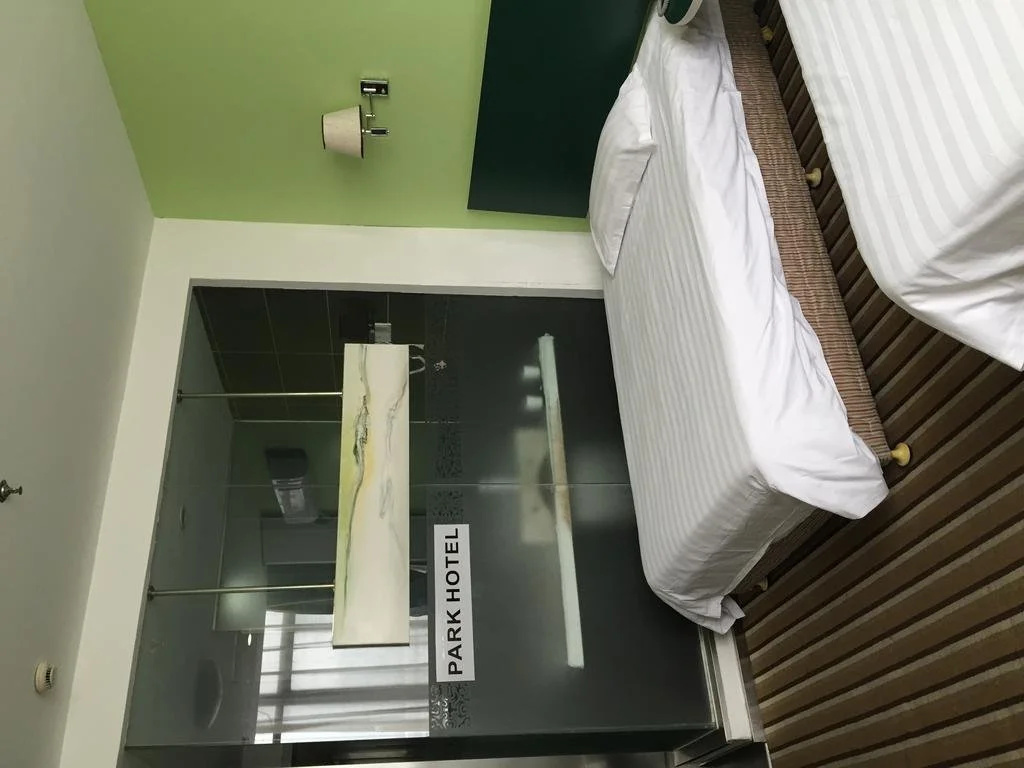 Canglong Hotel