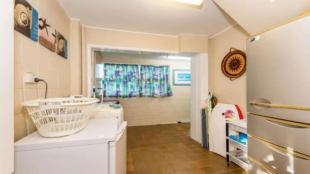 Bribie Beach House On Solander