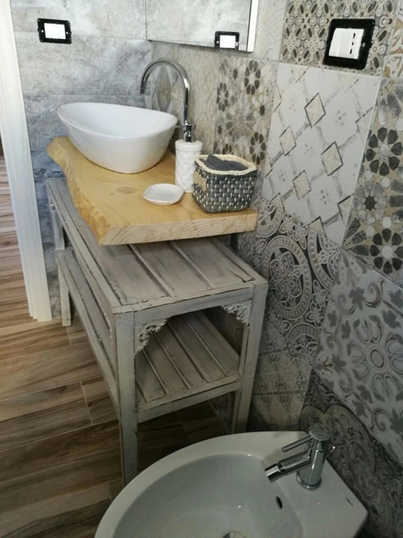 Apartment With 2 Bedrooms in Console, With Furnished Terrace - 600 m F