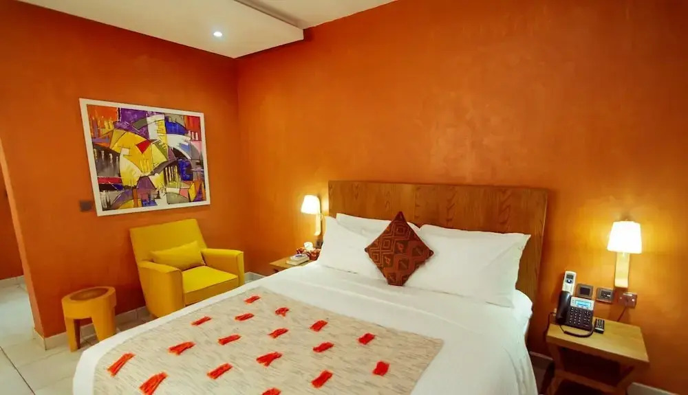 Trois Ore Residences & Green Earth Bistro
