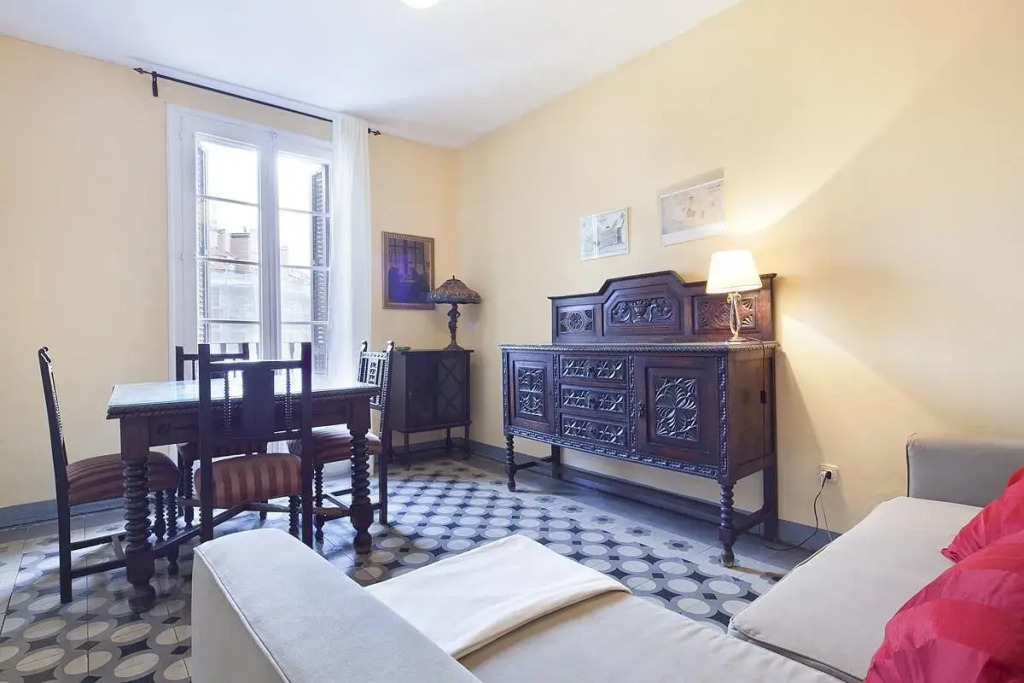 Centric Unique Bohemian 3 Bedroom Apartment - Hoa 42136