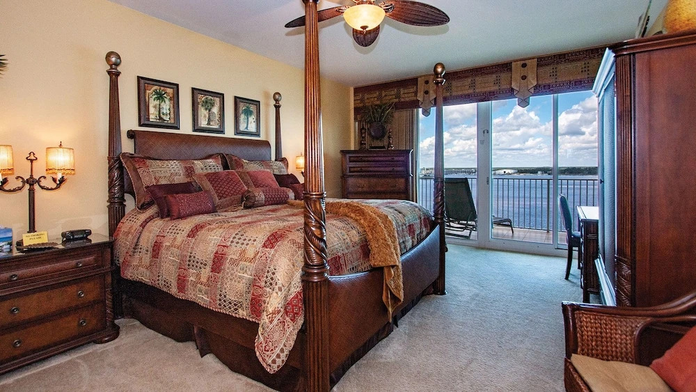 Three Bedroom With Stunning Views - Unit Crd0905