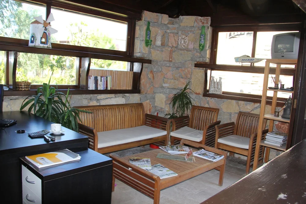 Villanaz Apart Hotel