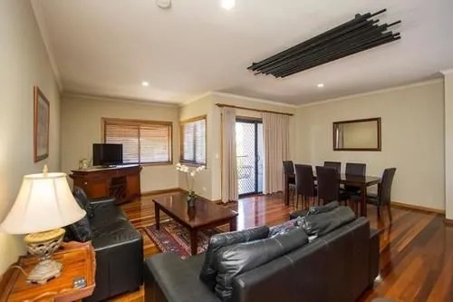 Portside Excutive Apartments