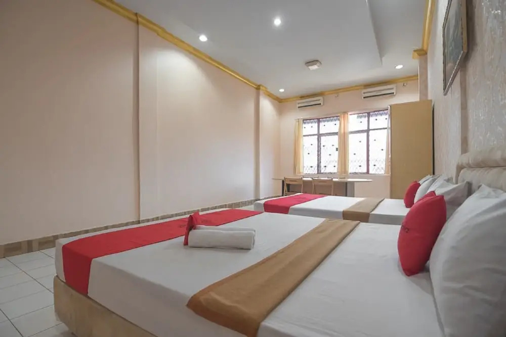 RedDoorz near Hermina Hospital Palembang