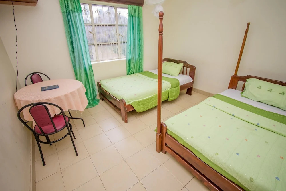 Muhabura Motel